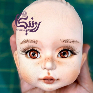 سر عروسک با چشم متحرک